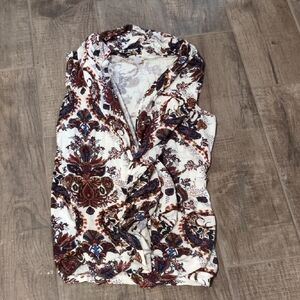 Floral Sleeveless Blouse
